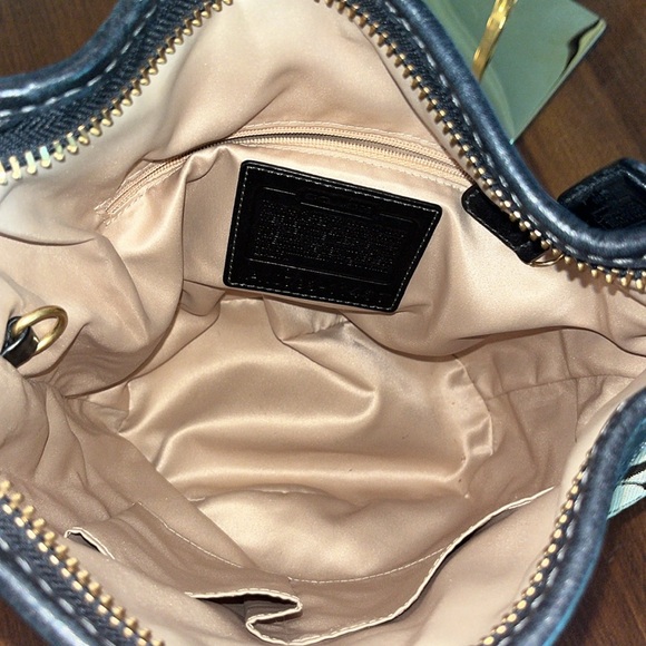 Coach Leatherware Hobo Bag - Picture 10 of 12